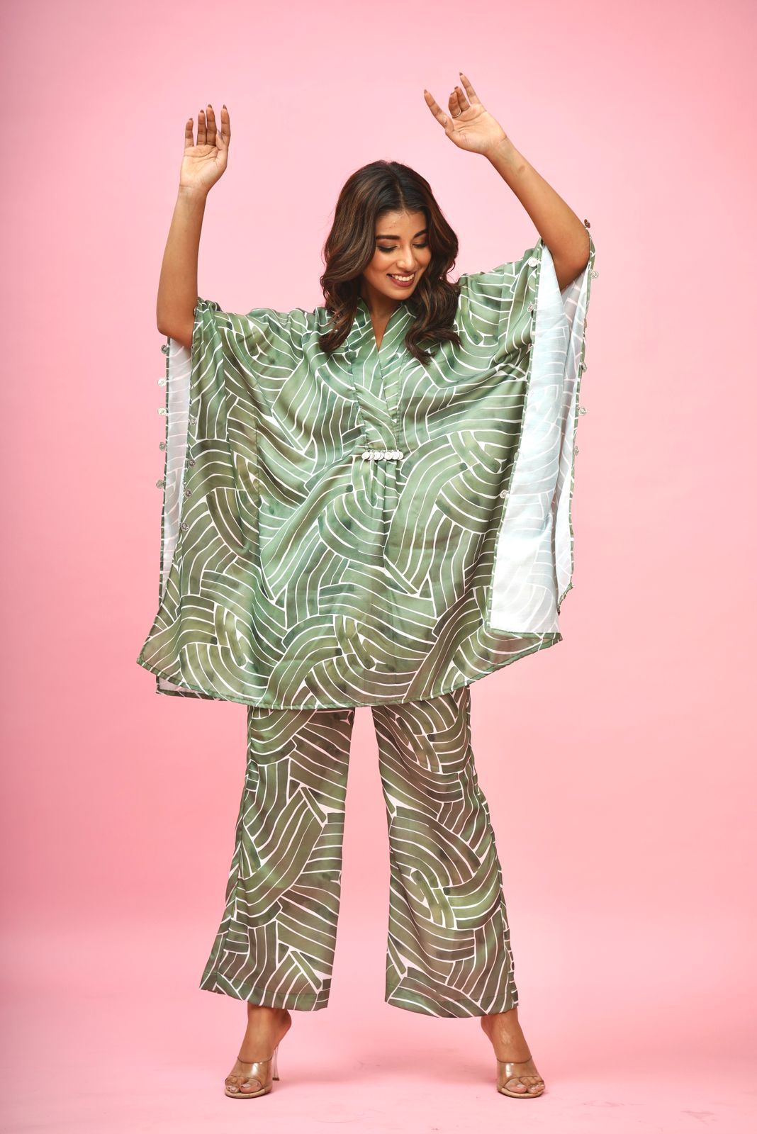 Green abstract kaftan Satin set